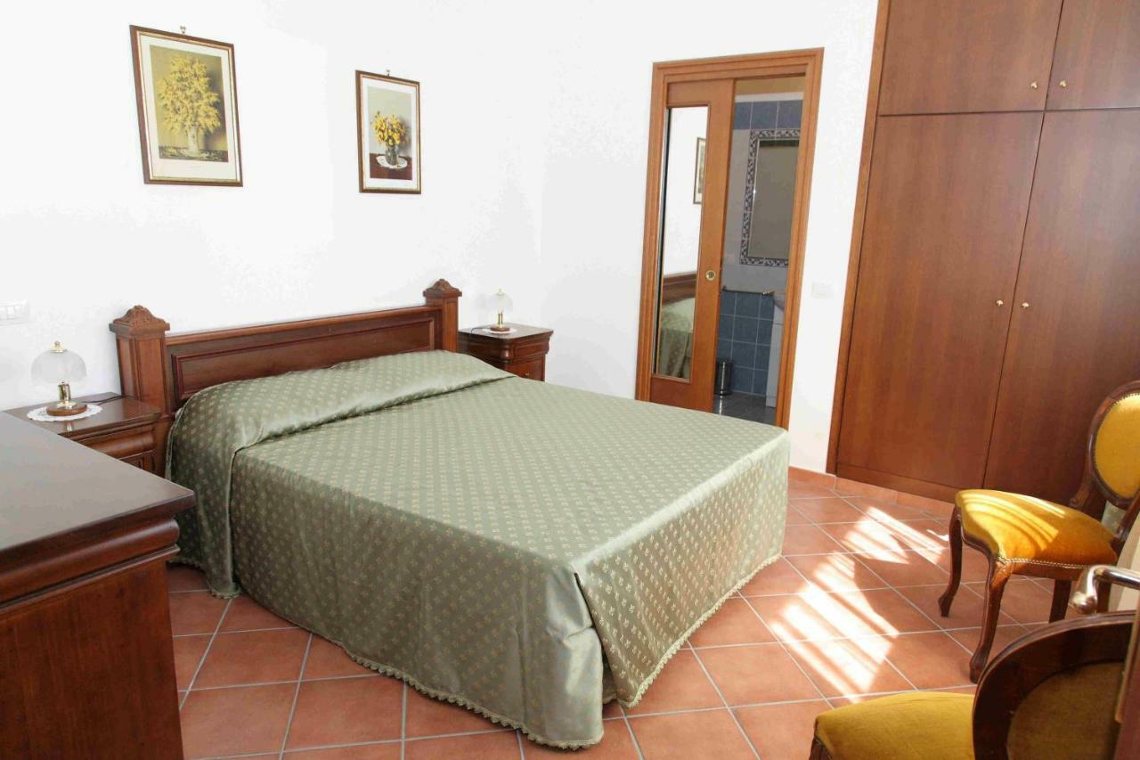 La Casa Di Sofia - Casa Vacanza Monterosi Exterior foto